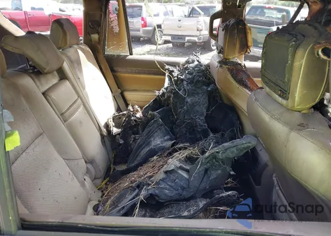 2010 Lexus 460 из США, поврежденный, VIN JTJBM7FX6A5010995